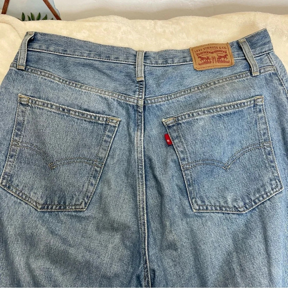 Levi’s 94 baggy jeans women’s size 31 huge tear in leg distressed grunge - Picture 7 of 7